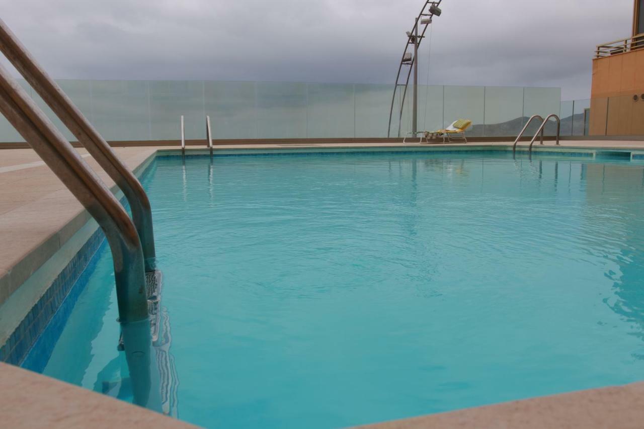 Piso Con Piscina Y Garaje En La Playa De Las Canteras Las Palmas de Gran Canaria Esterno foto